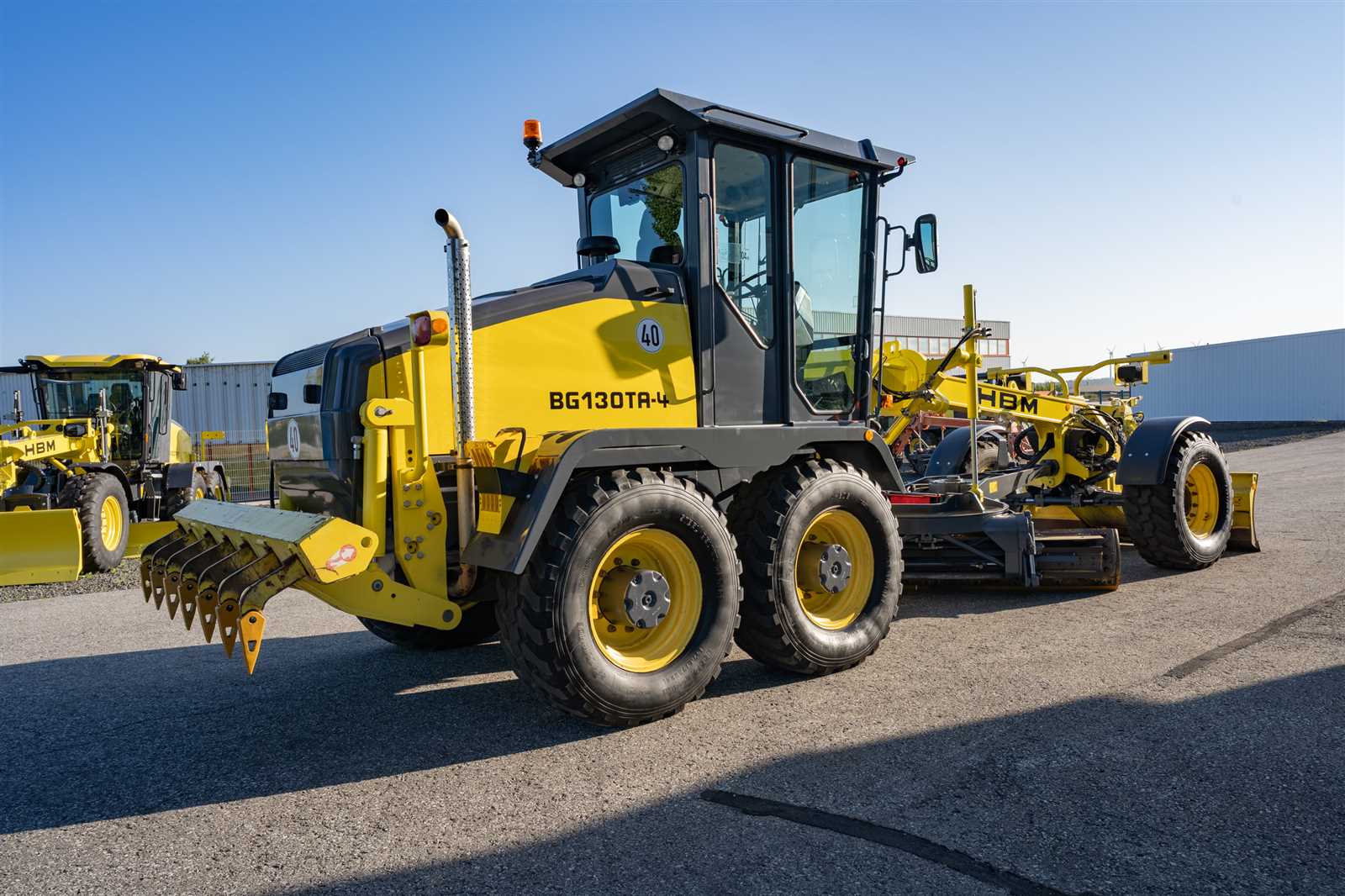Grader HBM BG 130TA-4