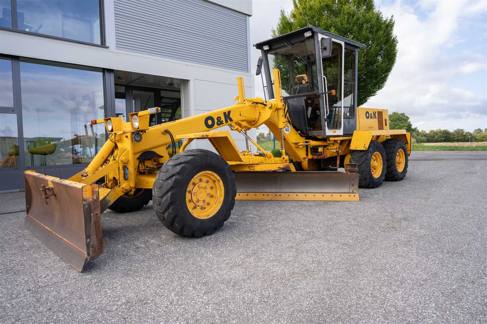 Grader O&amp;K F 106A